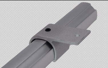 Limpando com jato de areia a tubulação AL-11 de alumínio articula o conector exterior da placa paralela do suporte